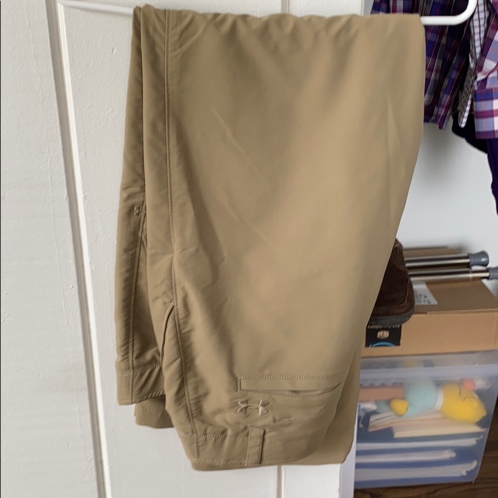 Under Armour Khaki Golf Pants